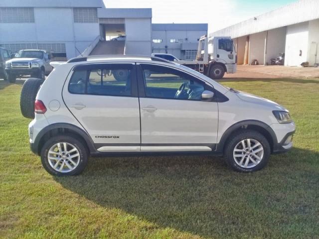 VOLKSWAGEN CROSSFOX 1.6 MI FLEX 8V 4P MANUAL. - Foto 4