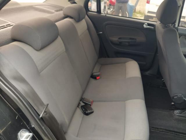 VOLKSWAGEN VOYAGE 1.0 MI TOTAL FLEX 8V 4P - Foto 8