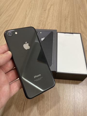 IPhone 8 64gb preto! Na caixa! Pra sair hoje