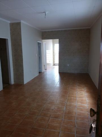 Vende-se casa bem localizada - Foto 3
