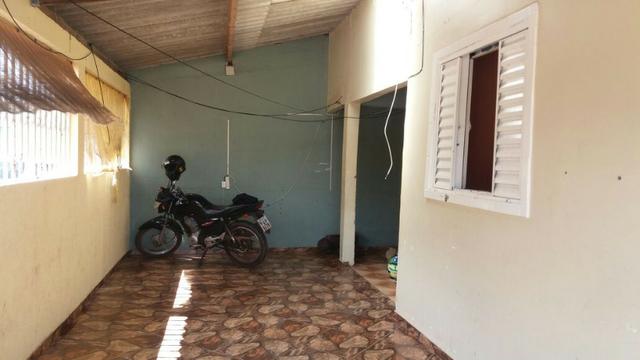 Quadra 10 Setor Leste - casa de esquina, 03 quartos - Foto 2