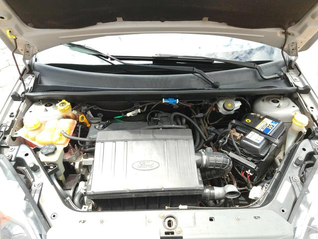 Ford Fiesta Sedan 1.6 Completo - 2012 - Foto 6