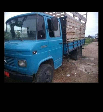Caminhão mercedinha 608 ano 75
