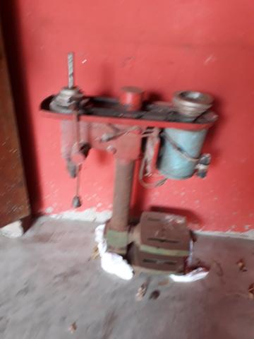 Furadeira de bancada - Foto 2