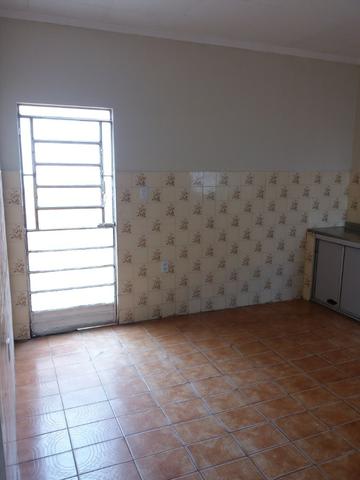 Vende-se casa bem localizada - Foto 12