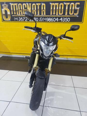 Honda Cb 600 F Hornet - 2013 - Preta - km 18.000 - Foto 11