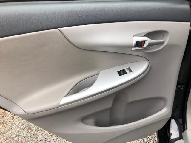 Corolla 2.0 XEI - absolutamente impecável - kit multimídia - Foto 6