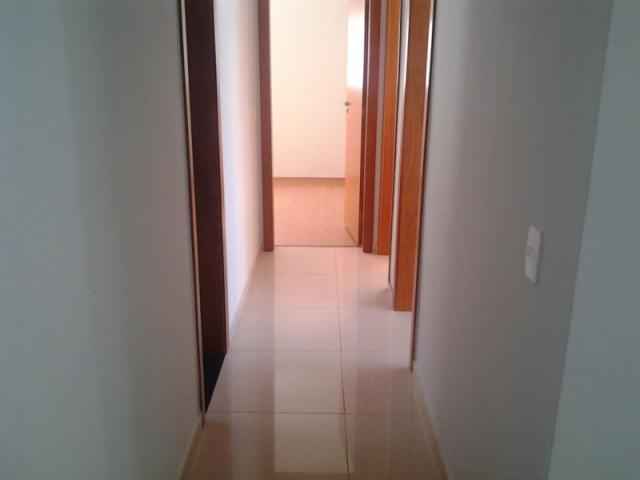 Apartamento de 69,74 m² + 70,00 no 2º pavto, com 02 sala pra 02 ambientes, 03 quartos , su - Foto 5