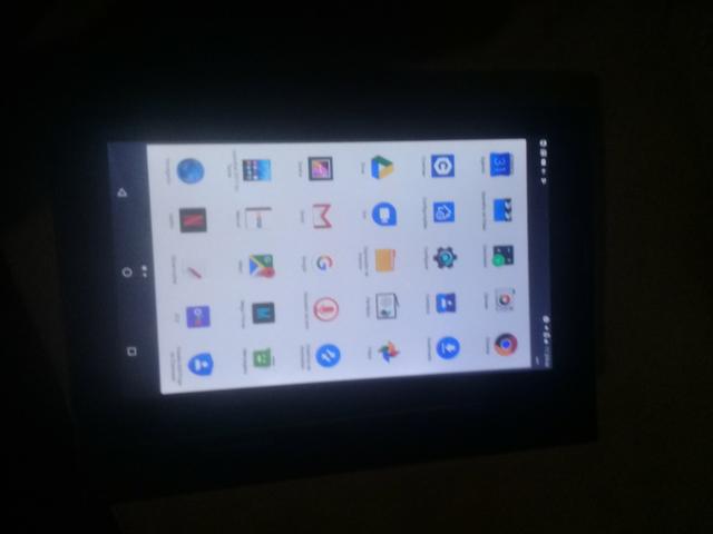 Troco Tablet Semi novo em Celular. - Foto 2