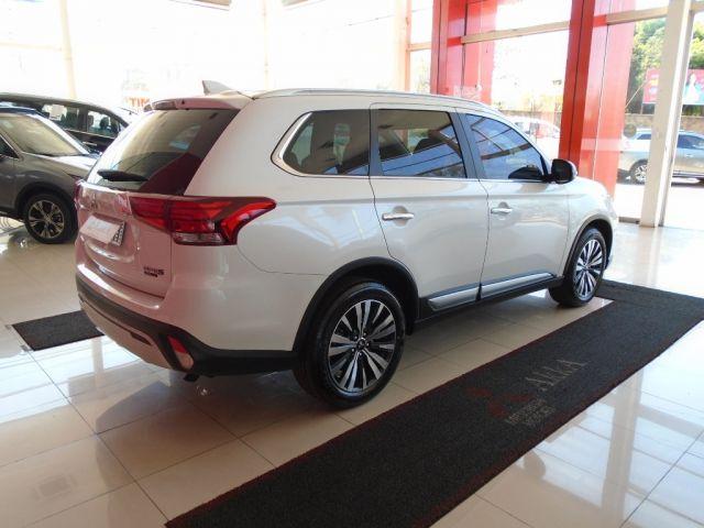 OUTLANDER 2.2 165CV DIESEL AUT. zero Km - Foto 10