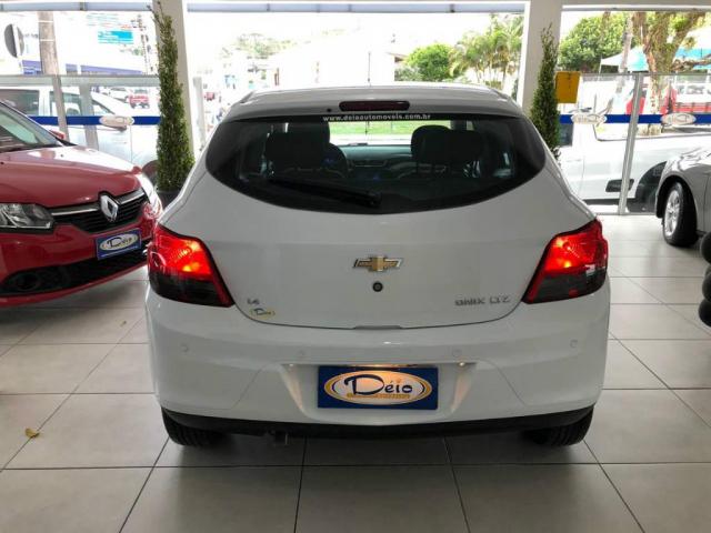Chevrolet Onix HATCH LTZ 1.4 8V FlexPower 5p Mec. - Foto 10