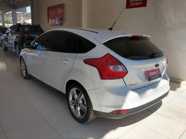 FORD FOCUS 1.6 SE 16V FLEX 4P POWERSHIFT - Foto 4
