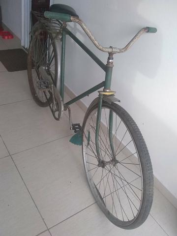 Bicicleta antiga aro 28 . relíquia