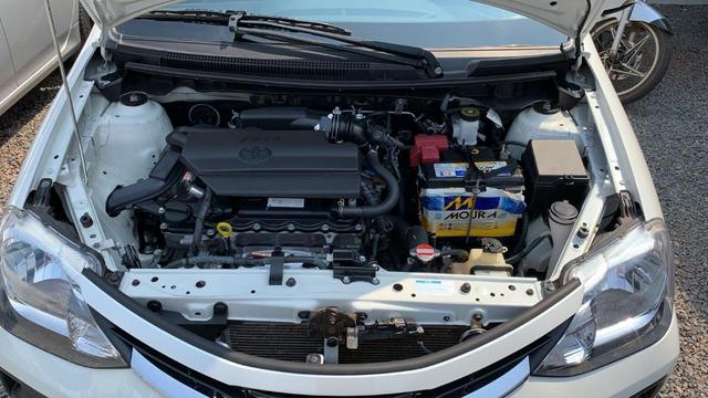 Etios 1.5 Platinum 2017/2018 - Foto 11