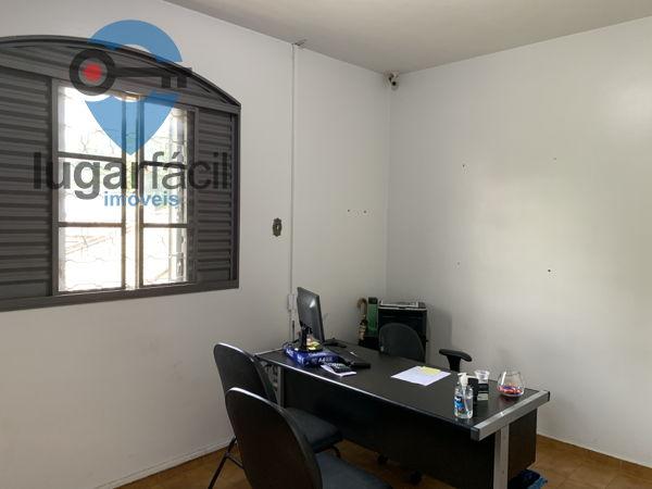 Casa sobrado com 4 quartos - Bairro Cidade Jardim em Goiânia - Foto 18