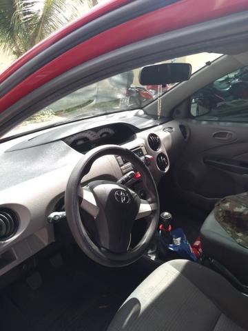 Etios Hatch XS 2013 - Foto 2