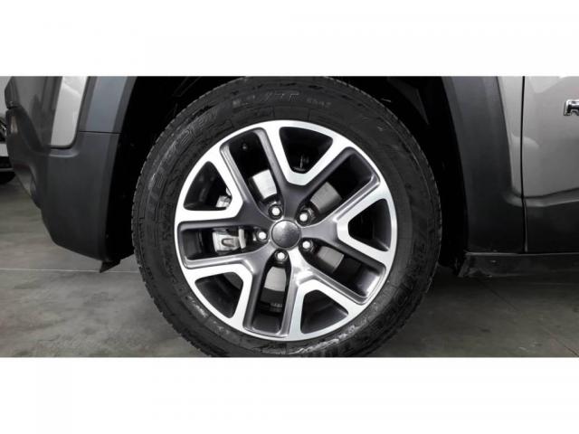Jeep Renegade LONGITUDE 1.8 16V FLEX - Foto 8
