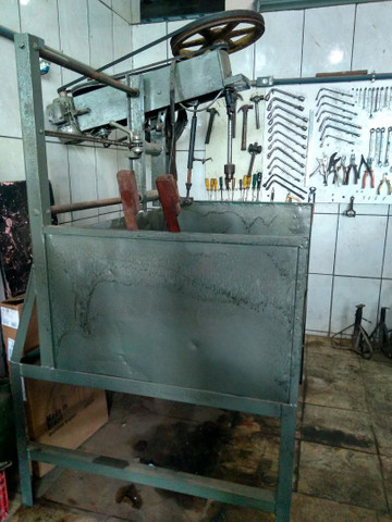 Máquina de retificar e brunir cilindro - Foto 2