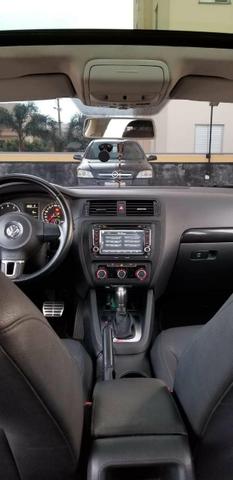 Vw Jetta 2011 c/ teto solar - Foto 3