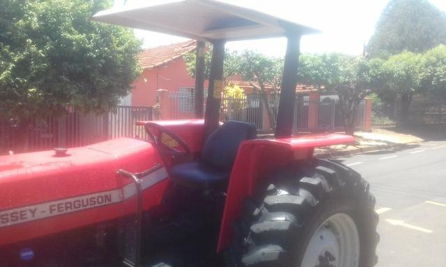 Trator 275 / 4X4 Massey - Ferguson - Foto 5