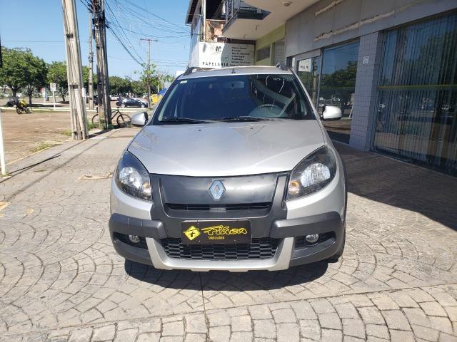 Sandero 20102/2012 - 82.000KM - 27.900,00 - Foto 2