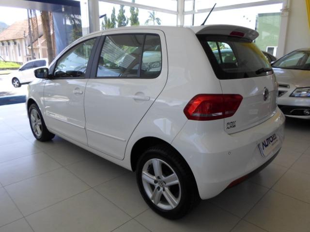 VW Fox 1.6 Comfotline I-motin - impecável - Foto 5