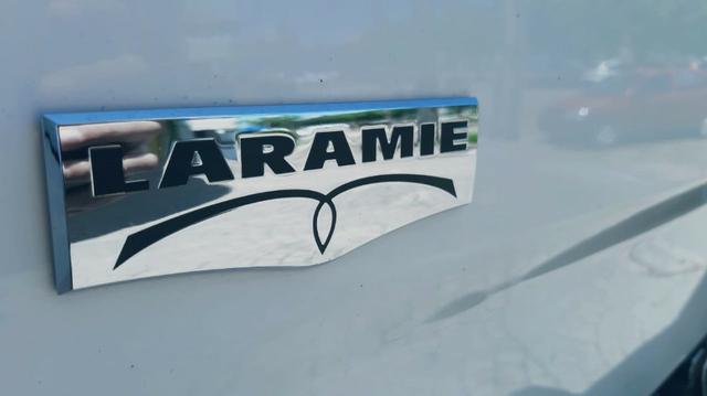 Dodge Ram Laramie 2012/2012 - 110.000km - 137.900,00 - Foto 6