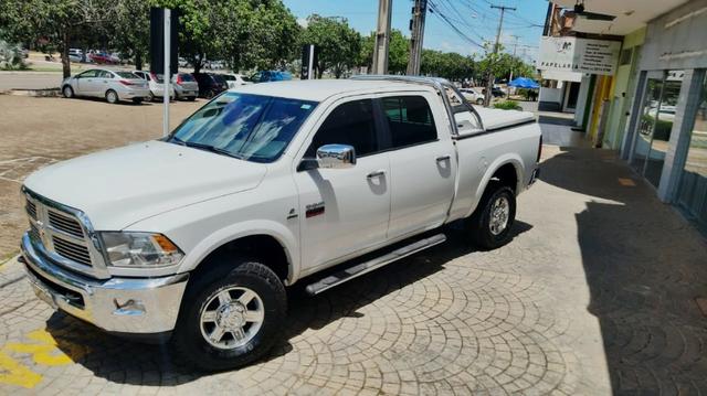 Dodge Ram Laramie 2012/2012 - 110.000km - 137.900,00 - Foto 5