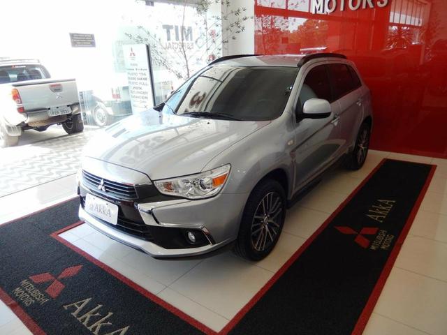 Vendo Mitsubishi ASX com apenas 32 mil km rodados carro impecável - Foto 6