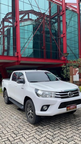 TOYOTA HILUX BLINDA CD 4X4 TURBO DIESEL 2017