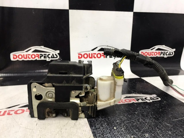 Fechadura Porta Tras Esq Fiat Palio - Foto 4