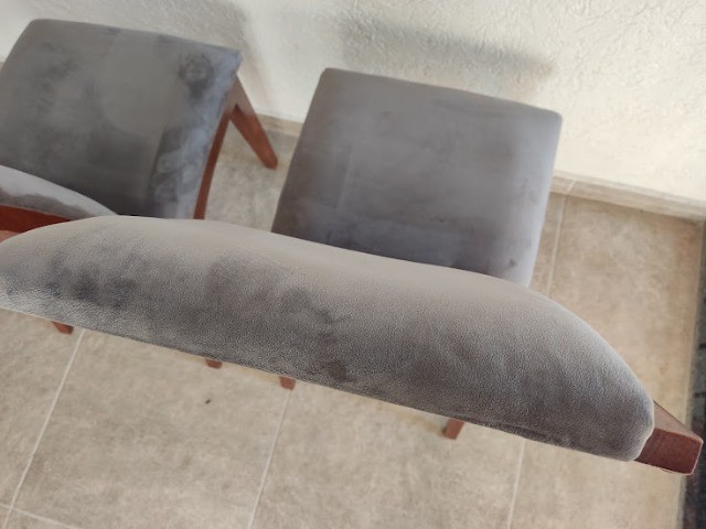 Duas Cadeiras Estofadas Cadeiras de Jantar de Ótima Qualidade em tecido Suede - Foto 5