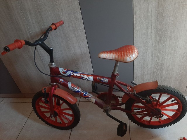 Bicicleta Homem Aranha infantil 