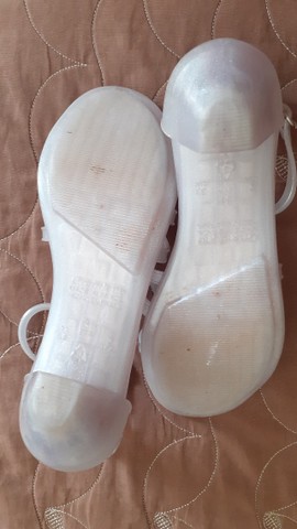 Semi Novo - Sapato Saltinho Princesas Tamanho 31 - Foto 2