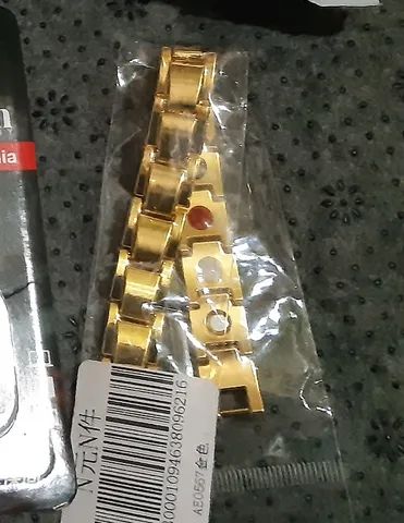 Pulseira Banhada a Ouro 18k Com Polos Magnéticos