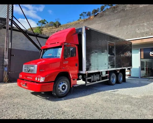 MERCEDES BENZ 1620 BAÚ 