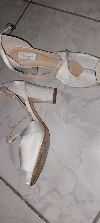 Sandálias de salto branco - Durval Calçados Finos - Foto 3