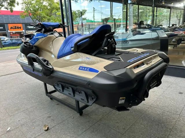 Seadoo Jet Ski Wake 170 - 2025 - Foto 3