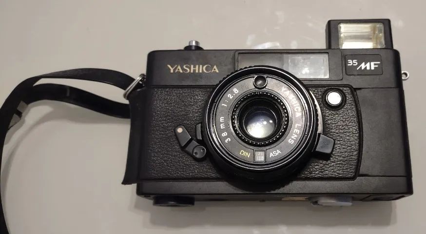 Câmera Yashica 35MF original - Foto 2