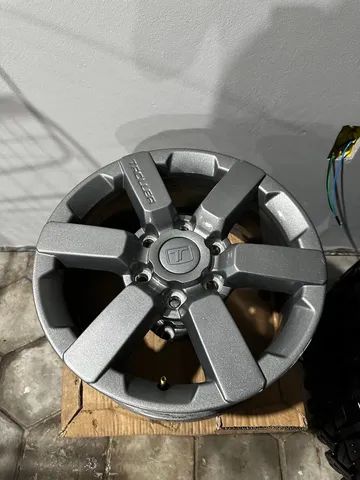 Jogo de roda Troller modelo novo original semi novos!! - Foto 3
