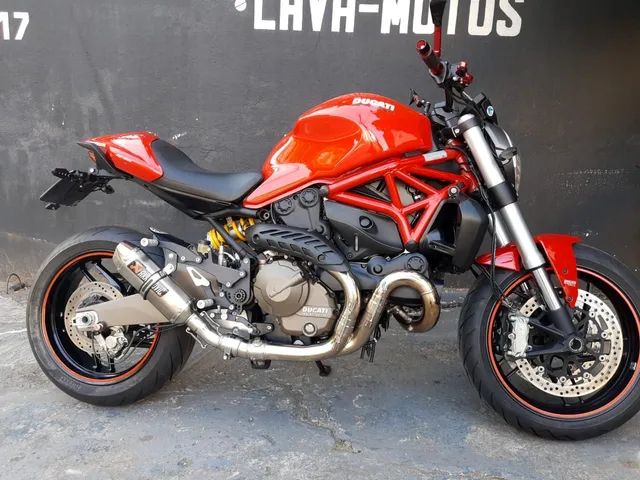 Ducati monster deals 821 red