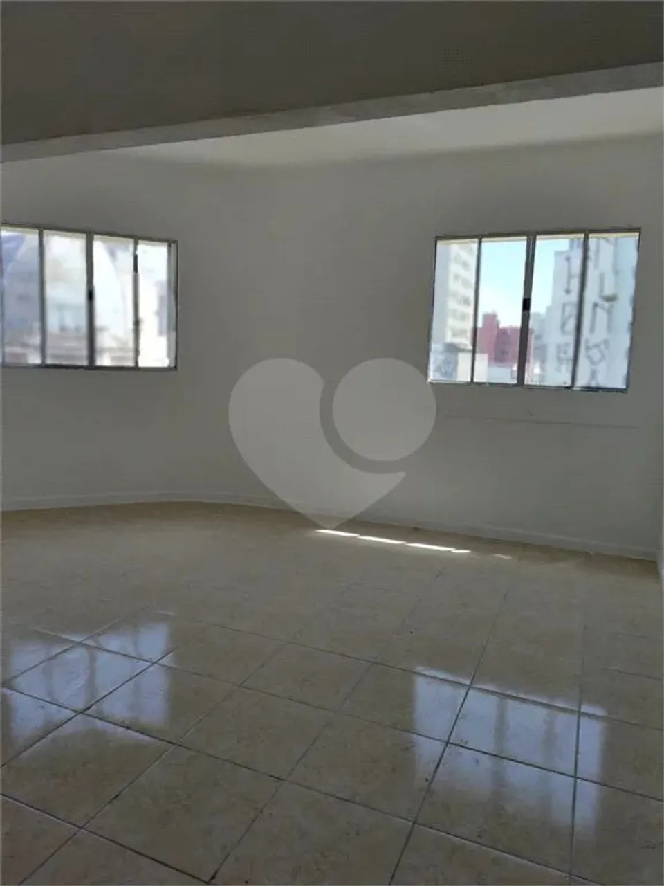 Salas com 1 quartos para locação em Santa Efigênia - SP