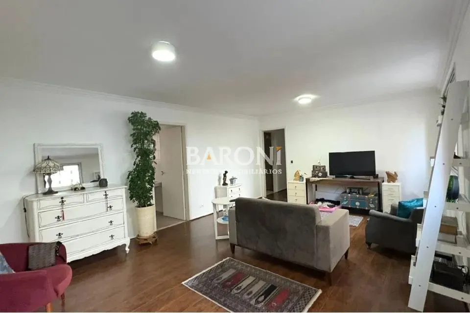 Baroni Imóveis, imobiliária em Moema, especializada em compra e venda de imóveis residenci