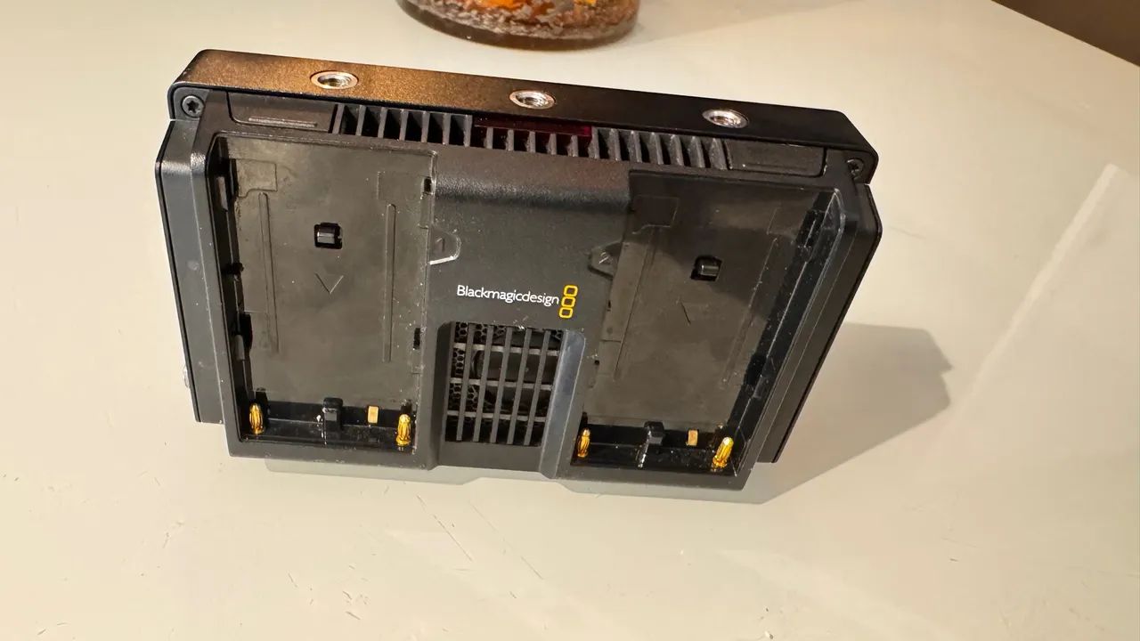 Monitor de Vídeo Blackmagic Design 12G-SDI - Foto 4