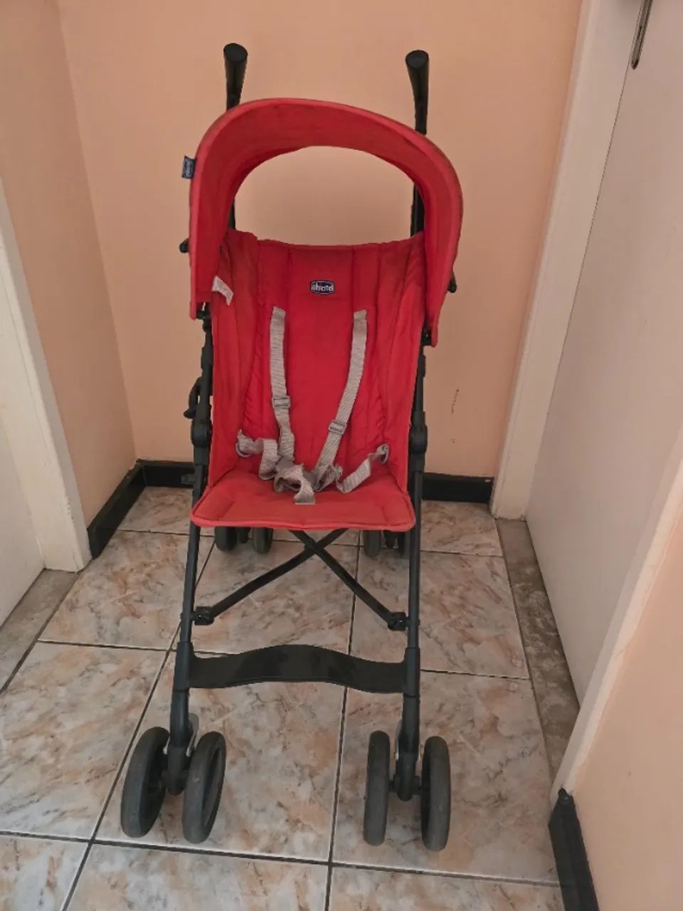 Carrinho de BB Tipo Guarda Chuvas CHICCO. - Foto 2