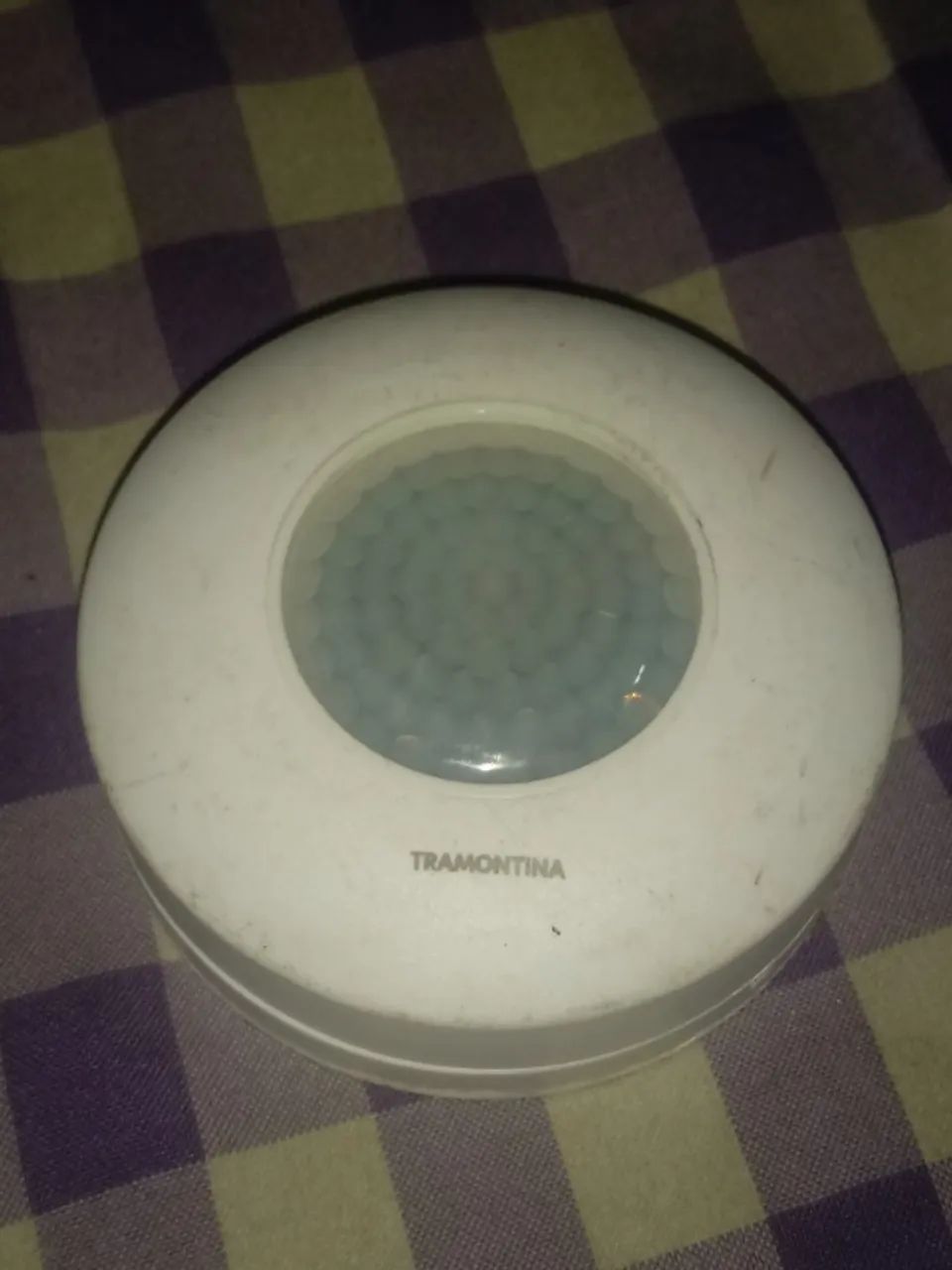 Sensor de Presença 360° de Sobrepor em Teto Tramontina Bivolt com Fotocélula Branco