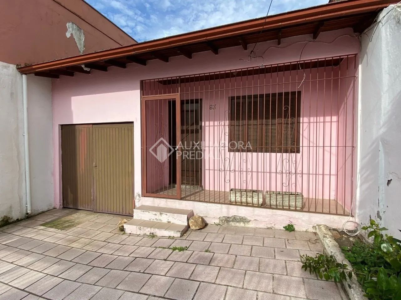 PORTO ALEGRE - Casa Padrão - Chácara das Pedras - Foto 2