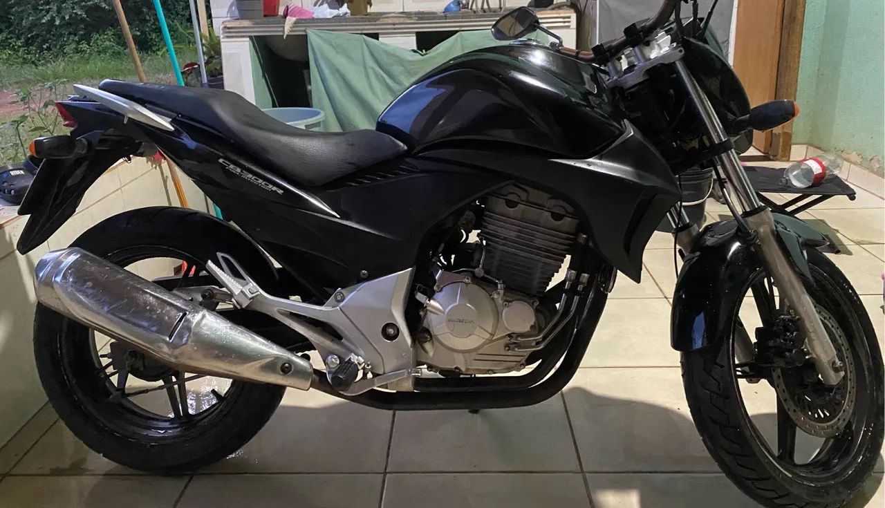 Vende-se Cb 300r 2011 - Foto 3