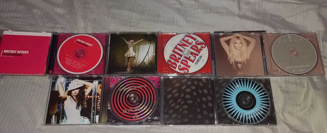 Coleção de CDs da Britney Spears - Foto 2