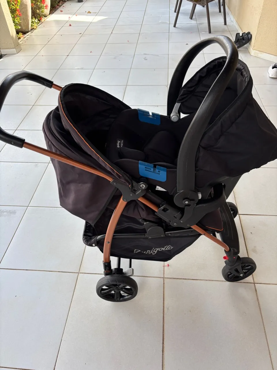 Carrinho de Bebê+bebê Conforto